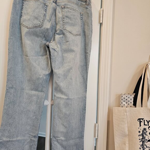 NWT-Torrid-High Rise Straight Elastic Waist Jean - Picture 4 of 6